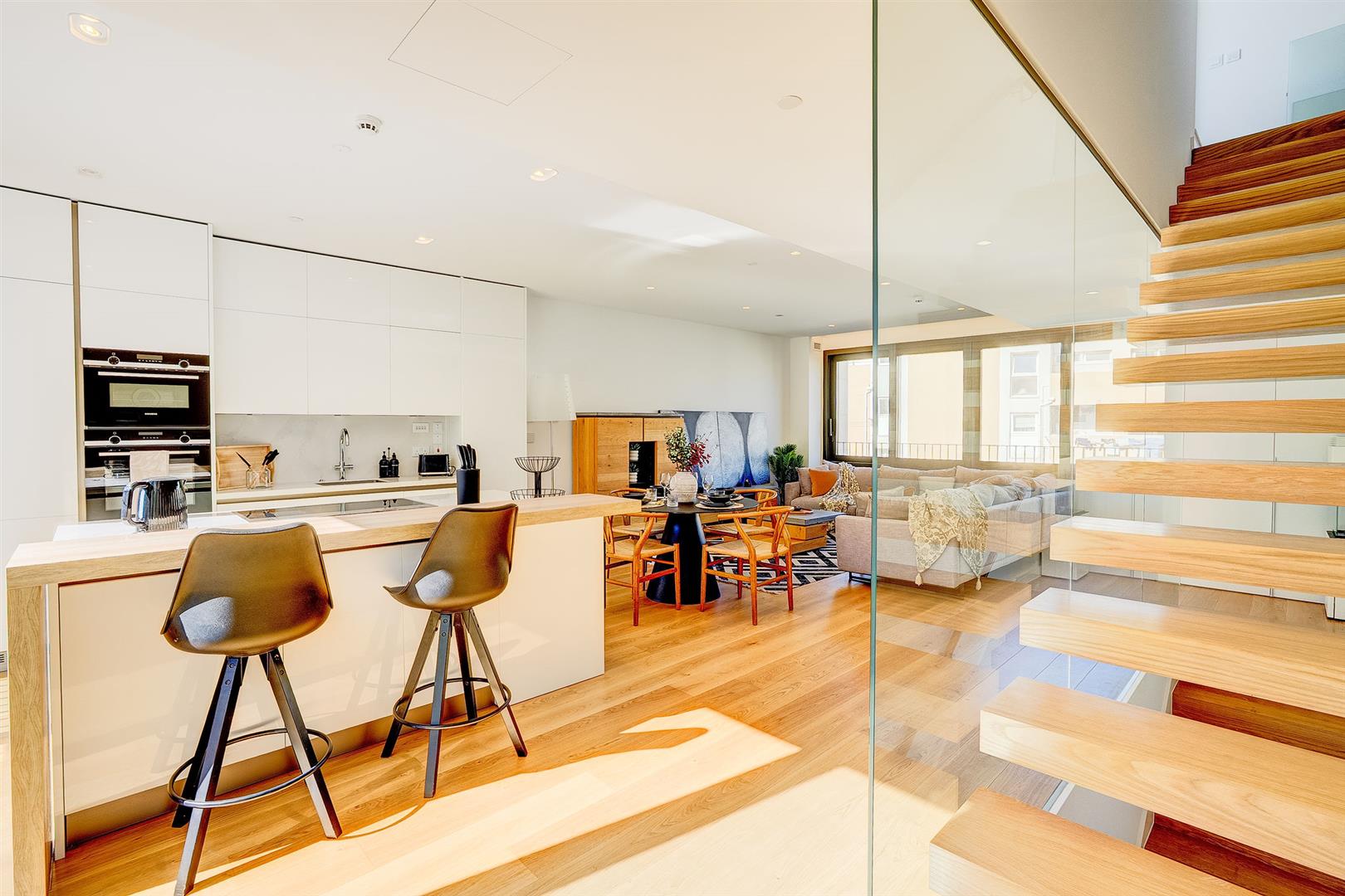 Image of House - 5 Bedrooms - 6 Bathrooms for Sale in North Gorge-Gibraltar, Image 1